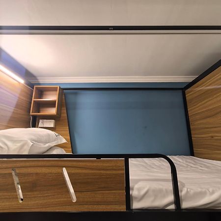 Beijing Xingshe Youth Hostel--Nearby Tiananmen Square & Forbidden City & Houhai Bar Street--1 Minute Walk To Subway, Cat-Keeping, Great Wall&Forbidden City One Day Tour, Wifi And Laundry Romm, English Speaking Reception Екстер'єр фото