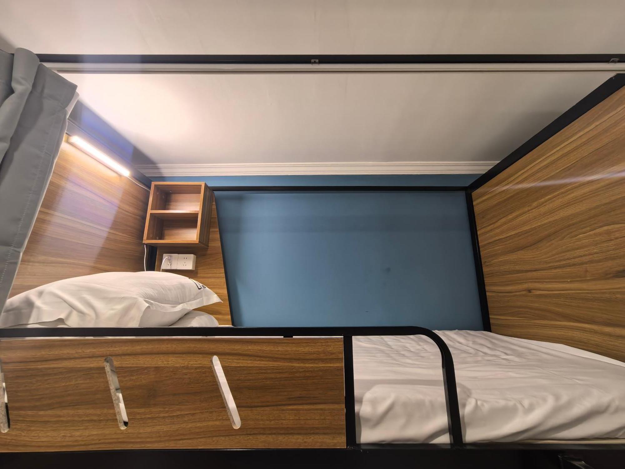 Beijing Xingshe Youth Hostel--Nearby Tiananmen Square & Forbidden City & Houhai Bar Street--1 Minute Walk To Subway, Cat-Keeping, Great Wall&Forbidden City One Day Tour, Wifi And Laundry Romm, English Speaking Reception Екстер'єр фото