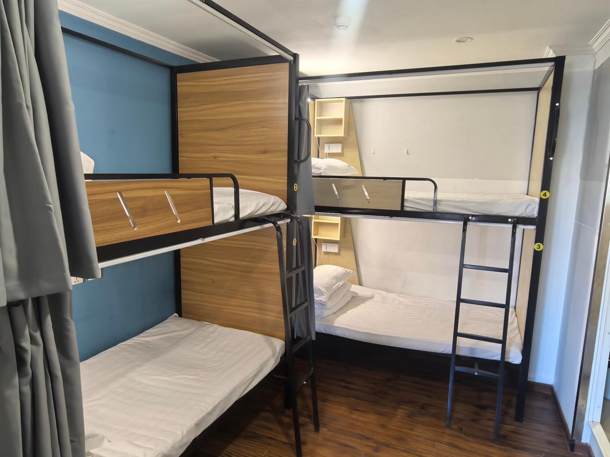 Beijing Xingshe Youth Hostel--Nearby Tiananmen Square & Forbidden City & Houhai Bar Street--1 Minute Walk To Subway, Cat-Keeping, Great Wall&Forbidden City One Day Tour, Wifi And Laundry Romm, English Speaking Reception Екстер'єр фото