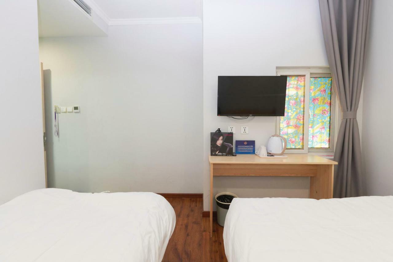 Beijing Xingshe Youth Hostel--Nearby Tiananmen Square & Forbidden City & Houhai Bar Street--1 Minute Walk To Subway, Cat-Keeping, Great Wall&Forbidden City One Day Tour, Wifi And Laundry Romm, English Speaking Reception Екстер'єр фото
