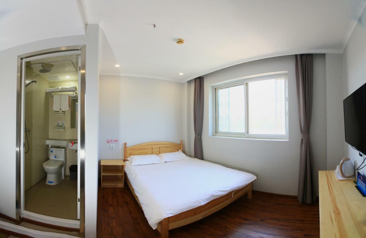 Beijing Xingshe Youth Hostel--Nearby Tiananmen Square & Forbidden City & Houhai Bar Street--1 Minute Walk To Subway, Cat-Keeping, Great Wall&Forbidden City One Day Tour, Wifi And Laundry Romm, English Speaking Reception Екстер'єр фото